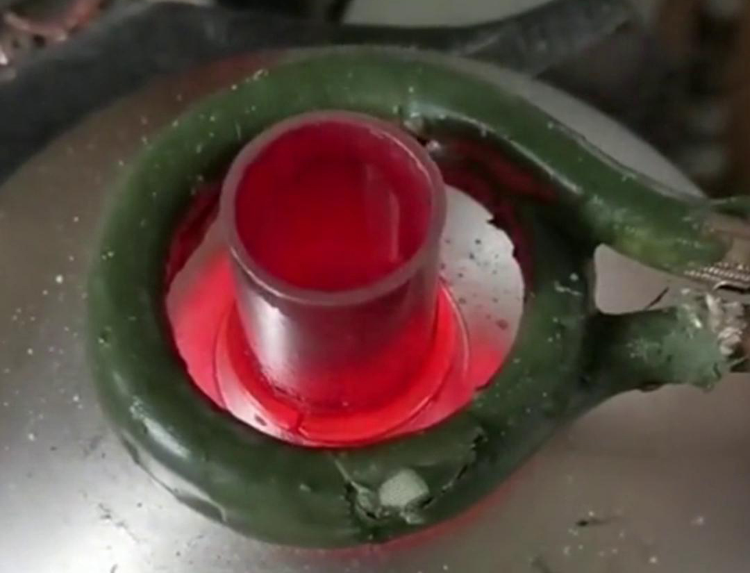 高頻焊機，不單純只是焊接銅管鋁管，還可以焊接不銹鋼鐵更各類異種金屬釬焊